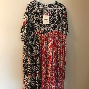 NWT Black, white, & red print short sleeved dress